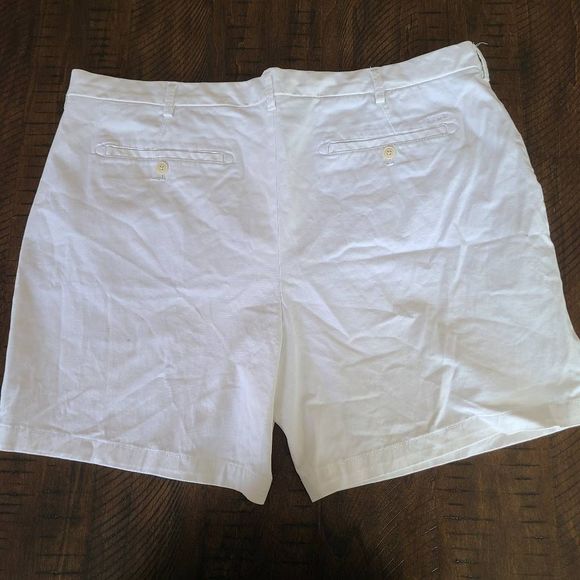 Izod saltwater stretch white chino shorts - Picture 2 of 6